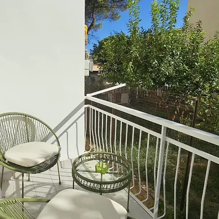 Pino Marino - Old Town Flat With Balcony Apartamento