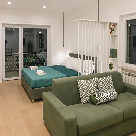 Pino Marino - Old Town Flat With Balcony Apartamento